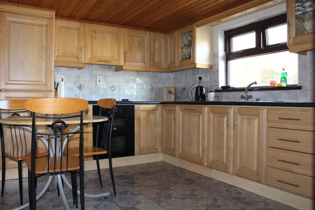 4 Bedroom Traditional Irish Farm House Killybegs Donegal Town Kültér fotó
