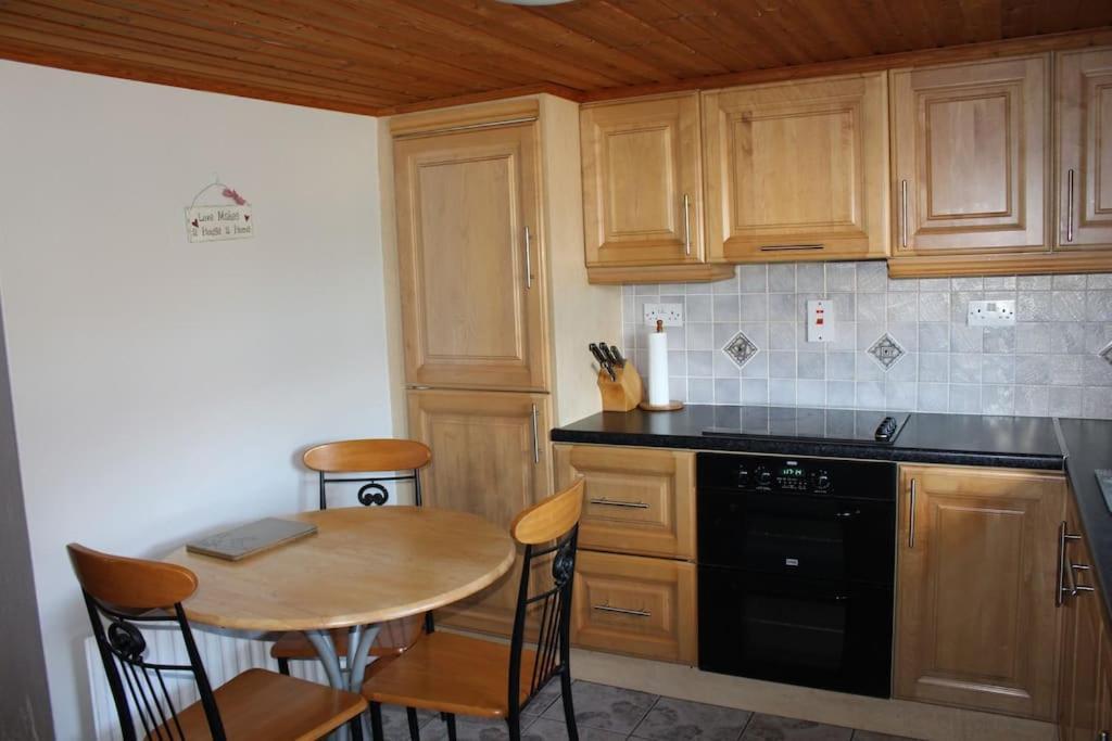 4 Bedroom Traditional Irish Farm House Killybegs Donegal Town Kültér fotó
